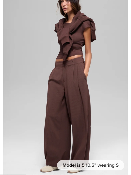 ALO Yoga Pants - ALO Yoga Wide-Leg High-Waist Trousers in Chocolate Brown